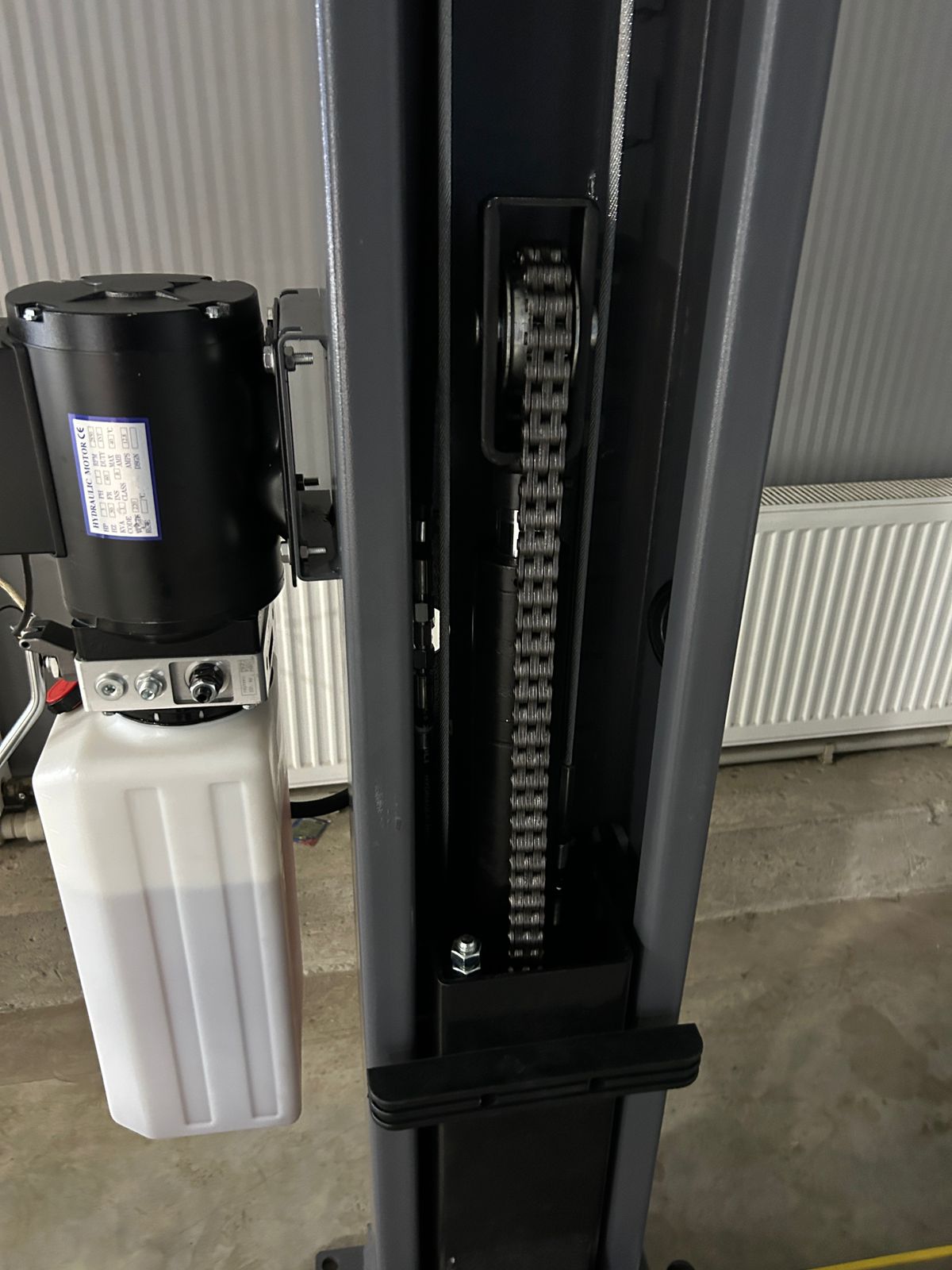 KraftWell KRW4DLU/220 Подъемник г/п 4 т. с анкерами и проставками