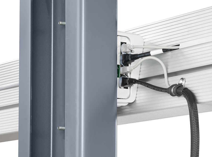 KraftWell KRW3DWA-II Стенд сход-развал 3D с кабинетом и стальной стойкой, ПК в комплекте