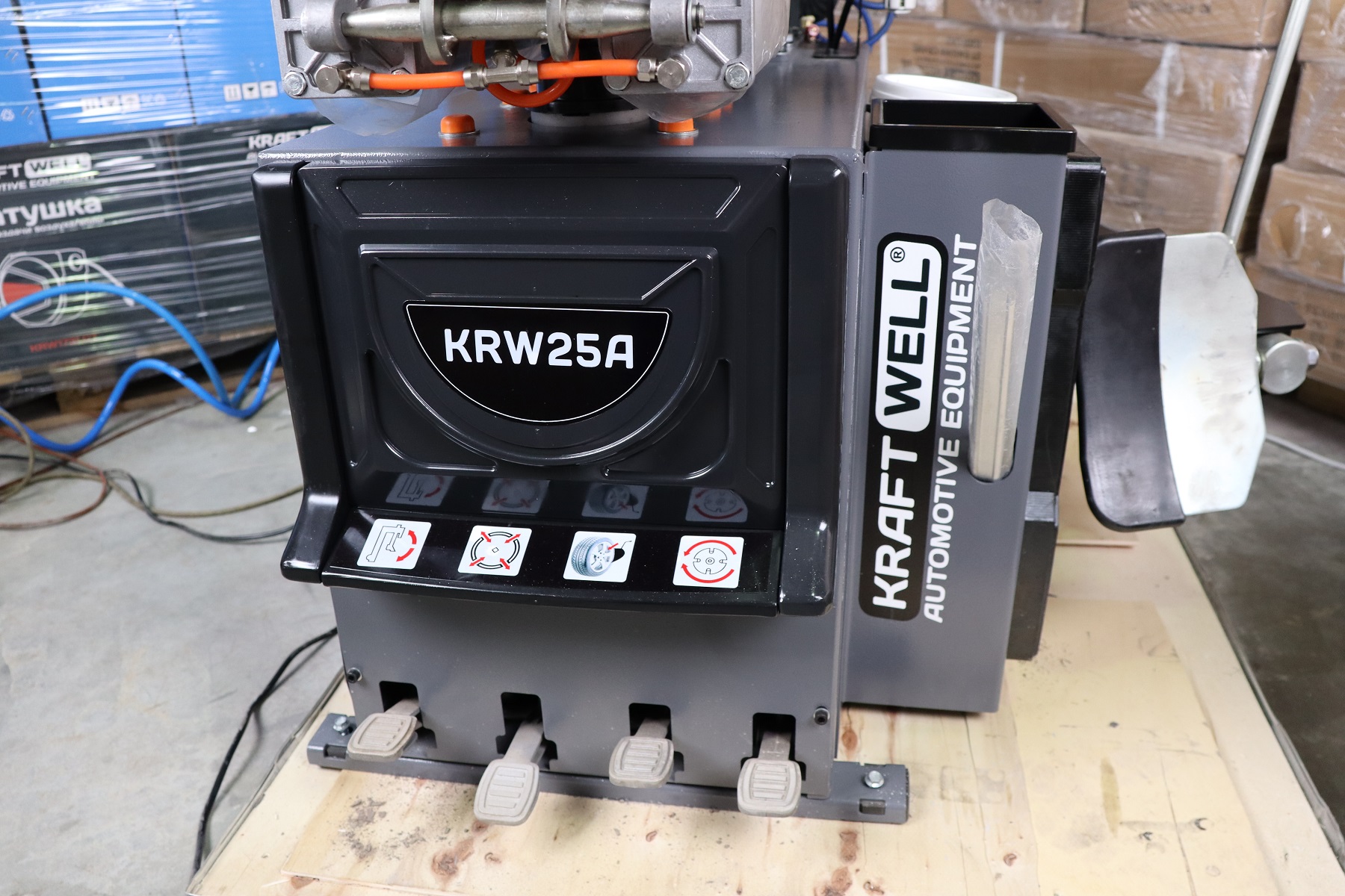 KraftWell GRANDE 25 KRW25A Шиномонтажный станок автомат 2 скорости 10-28"