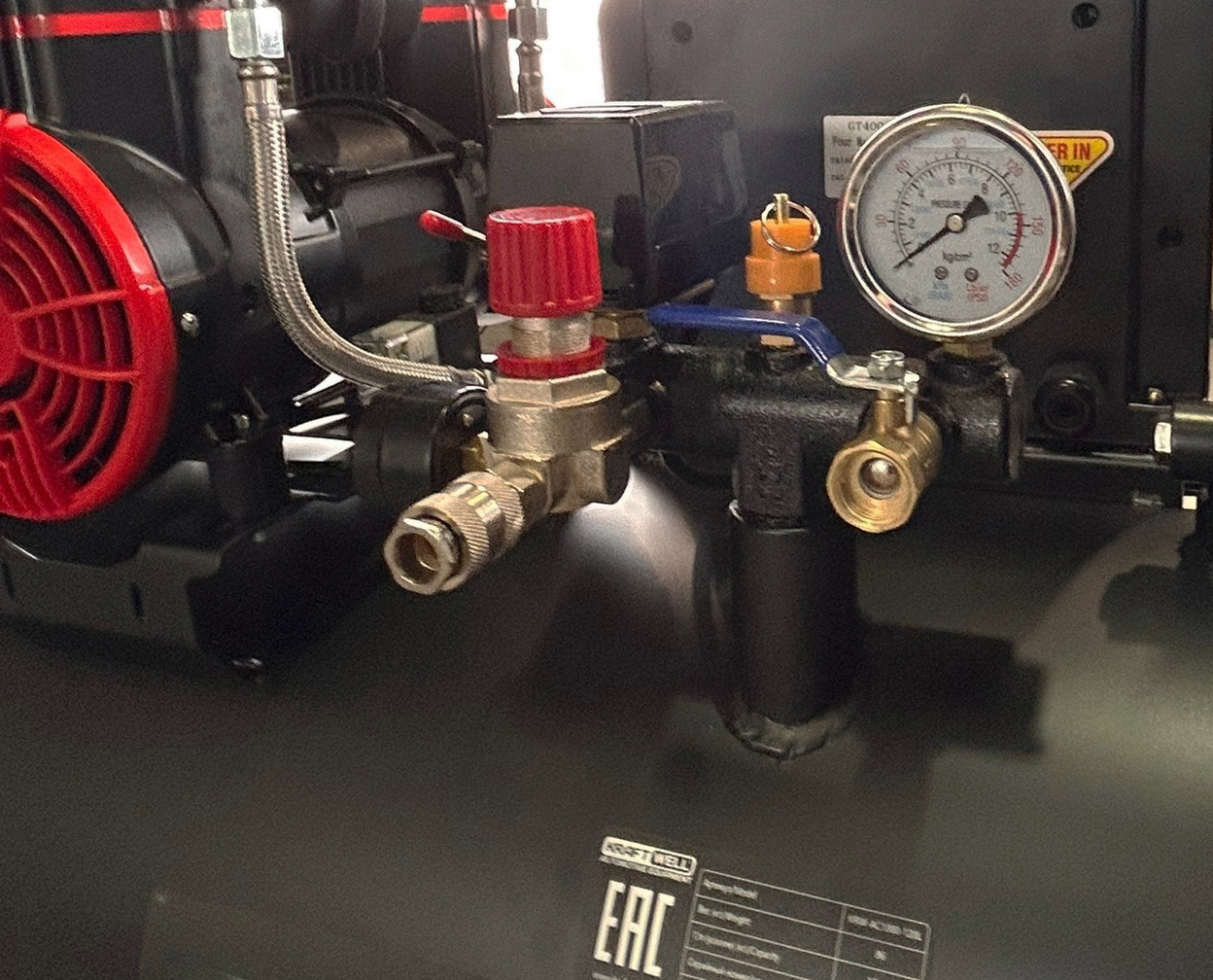 KraftWell KRW-AC1000-120L Компрессор поршневой безмасляный 1000 л/мин, 10 бар, 120 л, 380В