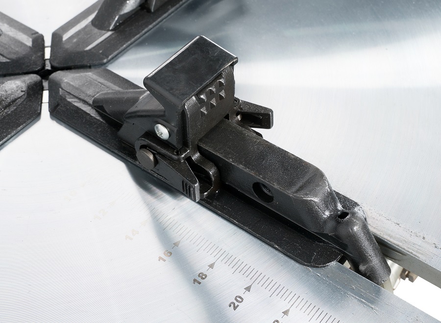 KraftWell KRW25A/220 Шиномонтажный станок автомат 10-28"