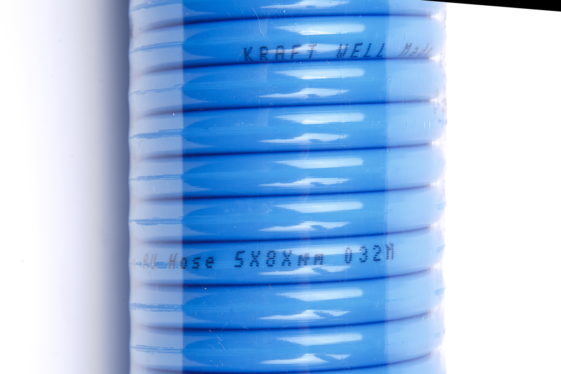 KraftWell KRW-HC050812 Шланг полиуретановый 12м, 5х8 мм, БРС